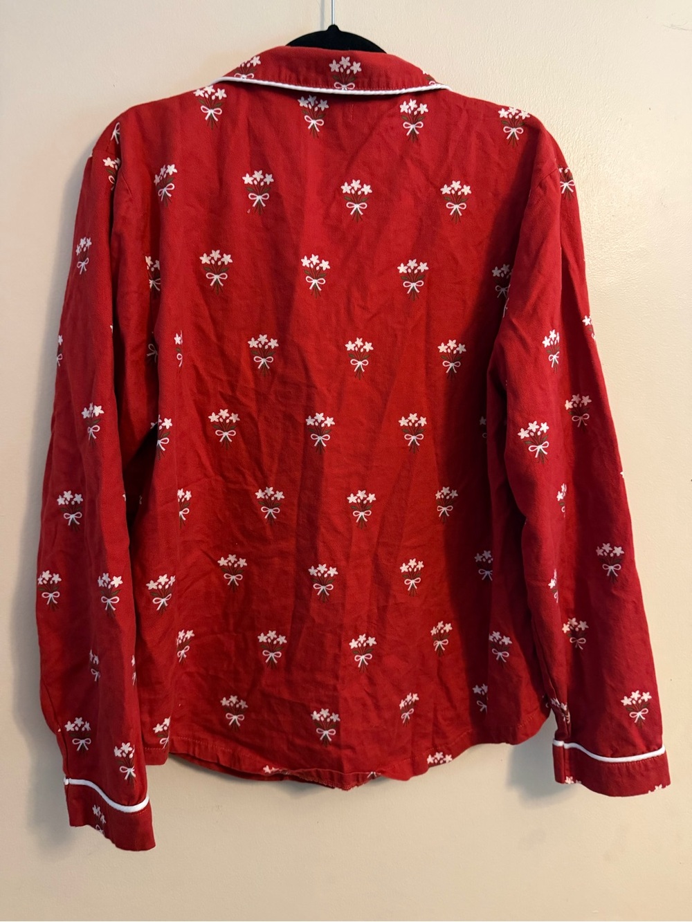 Women’s James Patrick Red Floral Pajama Set with White Piping - Picture 6 of 8